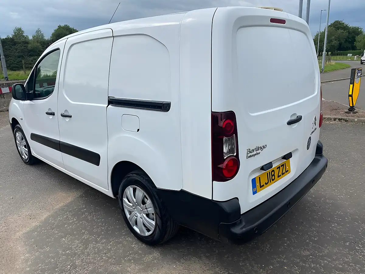 Used 2018 Citroen Berlingo 750 Lx Lwb White - Interior and Exterior details 15