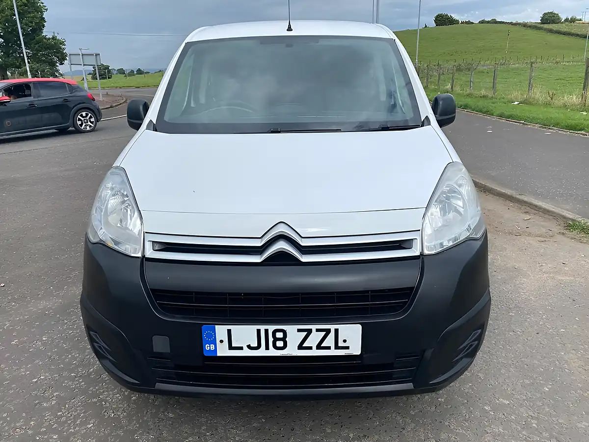 Used 2018 Citroen Berlingo 750 Lx Lwb White - Interior and Exterior details 18