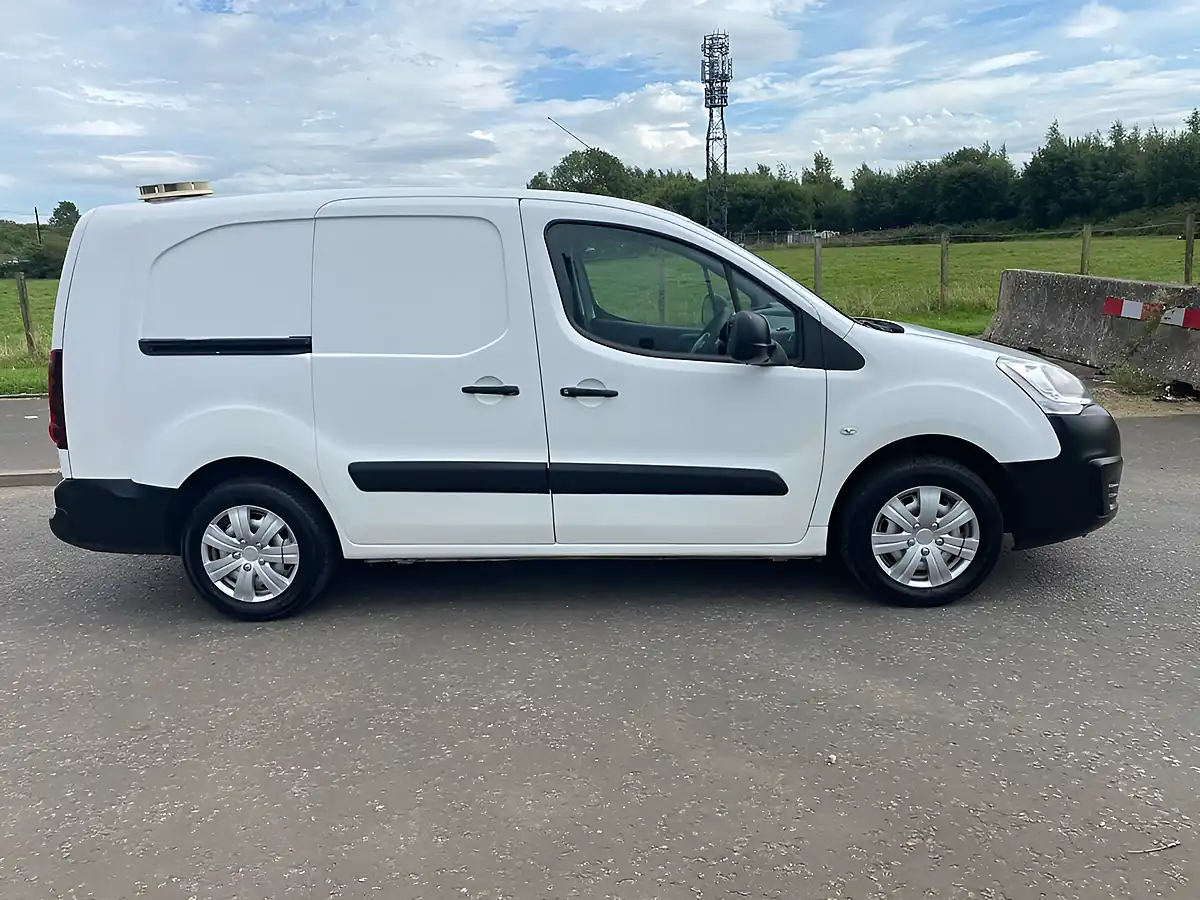 Used 2018 Citroen Berlingo 750 Lx Lwb White - Interior and Exterior details 2