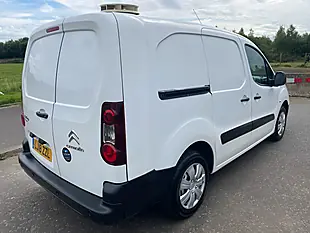 Used 2018 Citroen Berlingo 750 Lx Lwb White - Interior and Exterior details 3