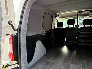 Used 2018 Citroen Berlingo 850 Enterprise Blue White - Interior and Exterior details 17