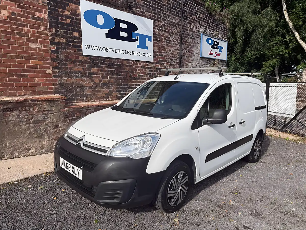 Used 2018 Citroen Berlingo 850 Enterprise Blue White - Interior and Exterior details 7