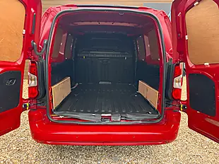 Used 2018 Citroen Berlingo 950 Enterprise Blue Red - Interior and Exterior details 5