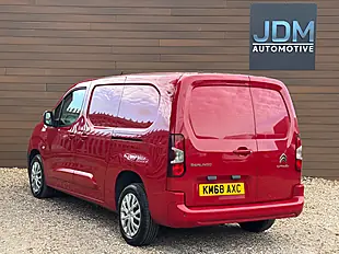 Used 2018 Citroen Berlingo 950 Enterprise Blue Red - Interior and Exterior details 6
