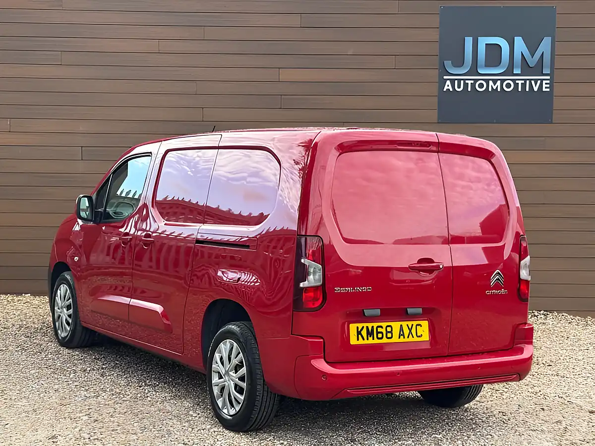 Used 2018 Citroen Berlingo 950 Enterprise Blue Red - Interior and Exterior details 6
