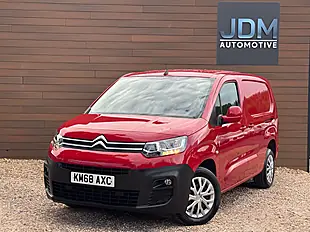 Used 2018 Citroen Berlingo 950 Enterprise Blue Red - Interior and Exterior details 8