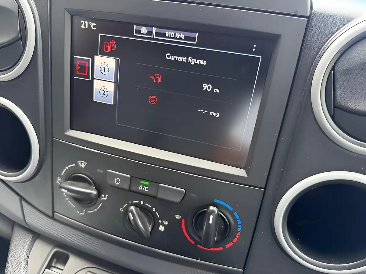Used 2018 Citroen Berlingo Enterprise L1 White - Interior and Exterior details 16