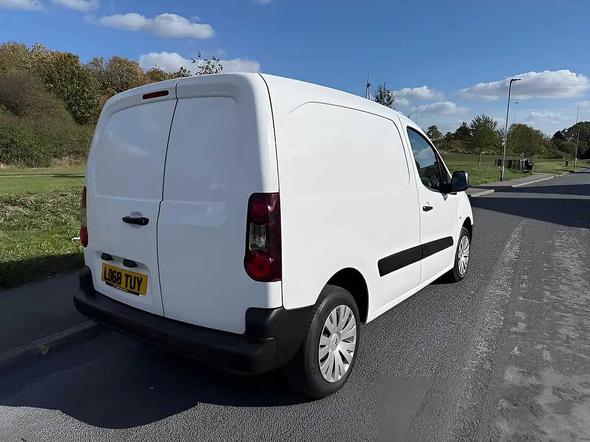 Used 2018 Citroen Berlingo Enterprise L1 White - Interior and Exterior details 2