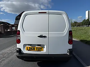 Used 2018 Citroen Berlingo Enterprise L1 White - Interior and Exterior details 3