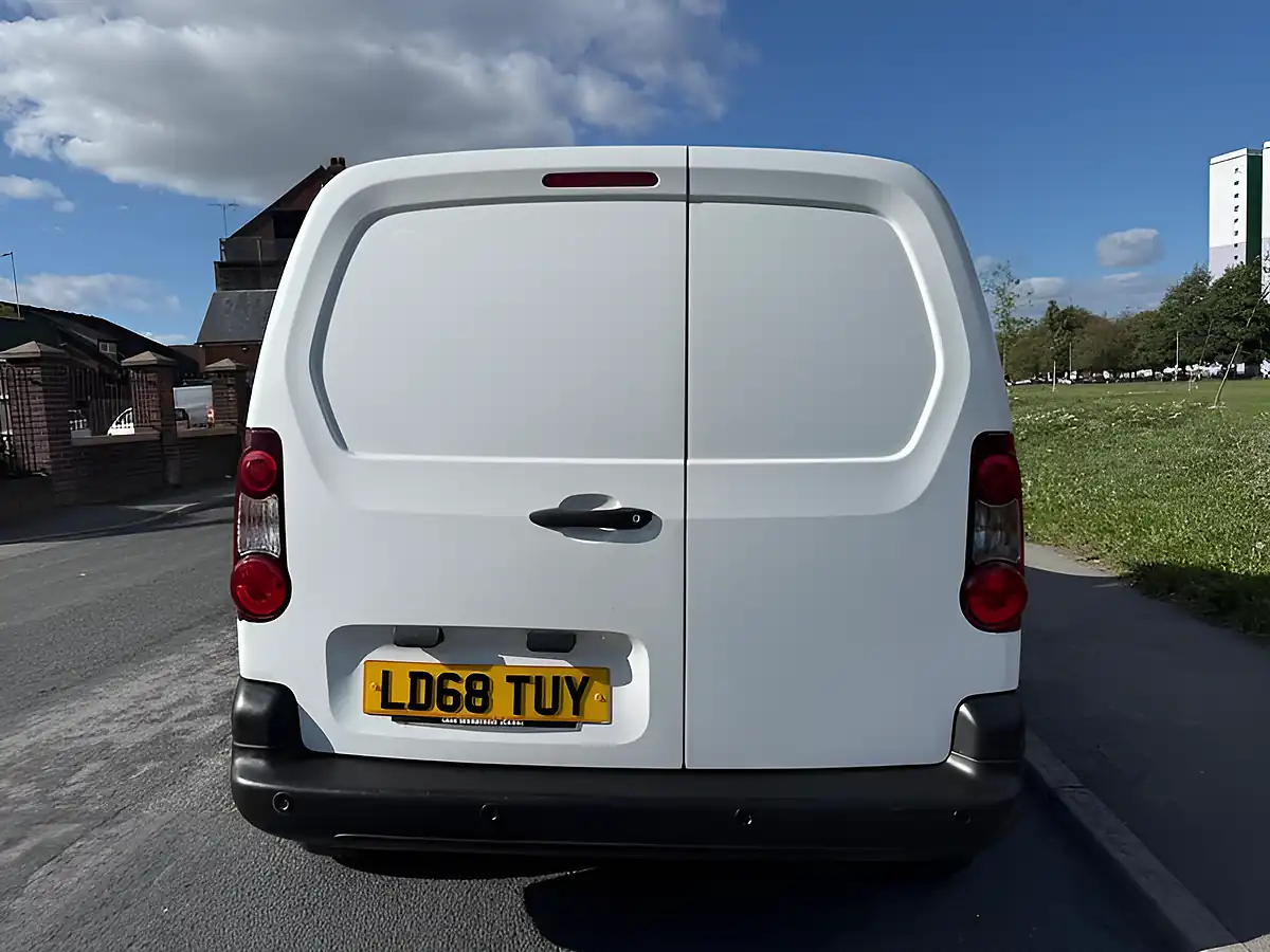 Used 2018 Citroen Berlingo Enterprise L1 White - Interior and Exterior details 3