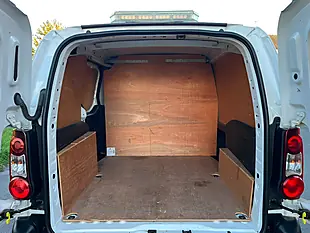 Used 2018 Citroen Berlingo Enterprise L1 White - Interior and Exterior details 10