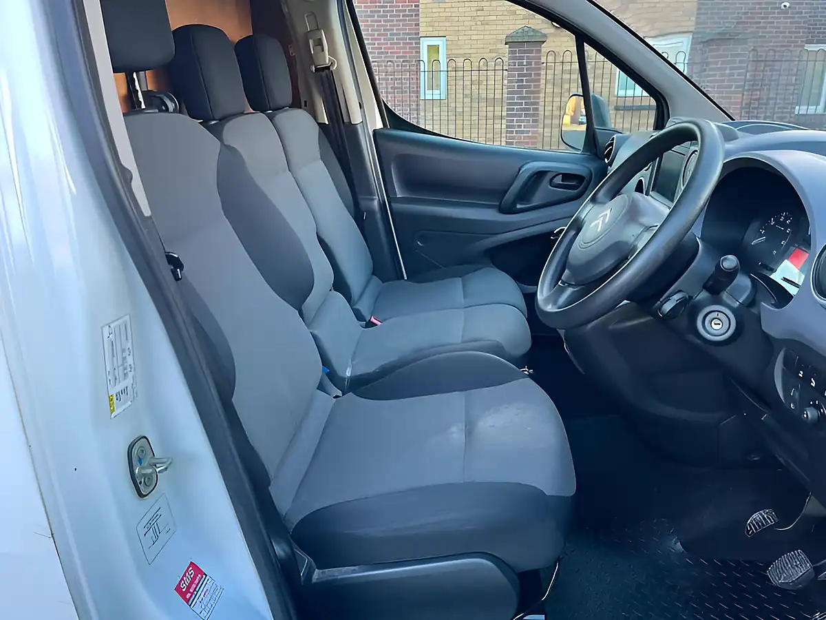 Used 2018 Citroen Berlingo Enterprise L1 White - Interior and Exterior details 11