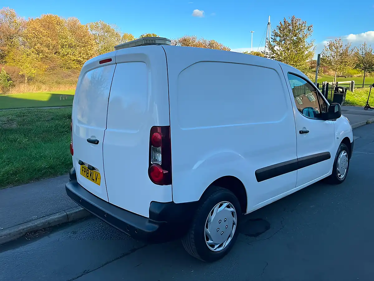 Used 2018 Citroen Berlingo Enterprise L1 White - Interior and Exterior details 2