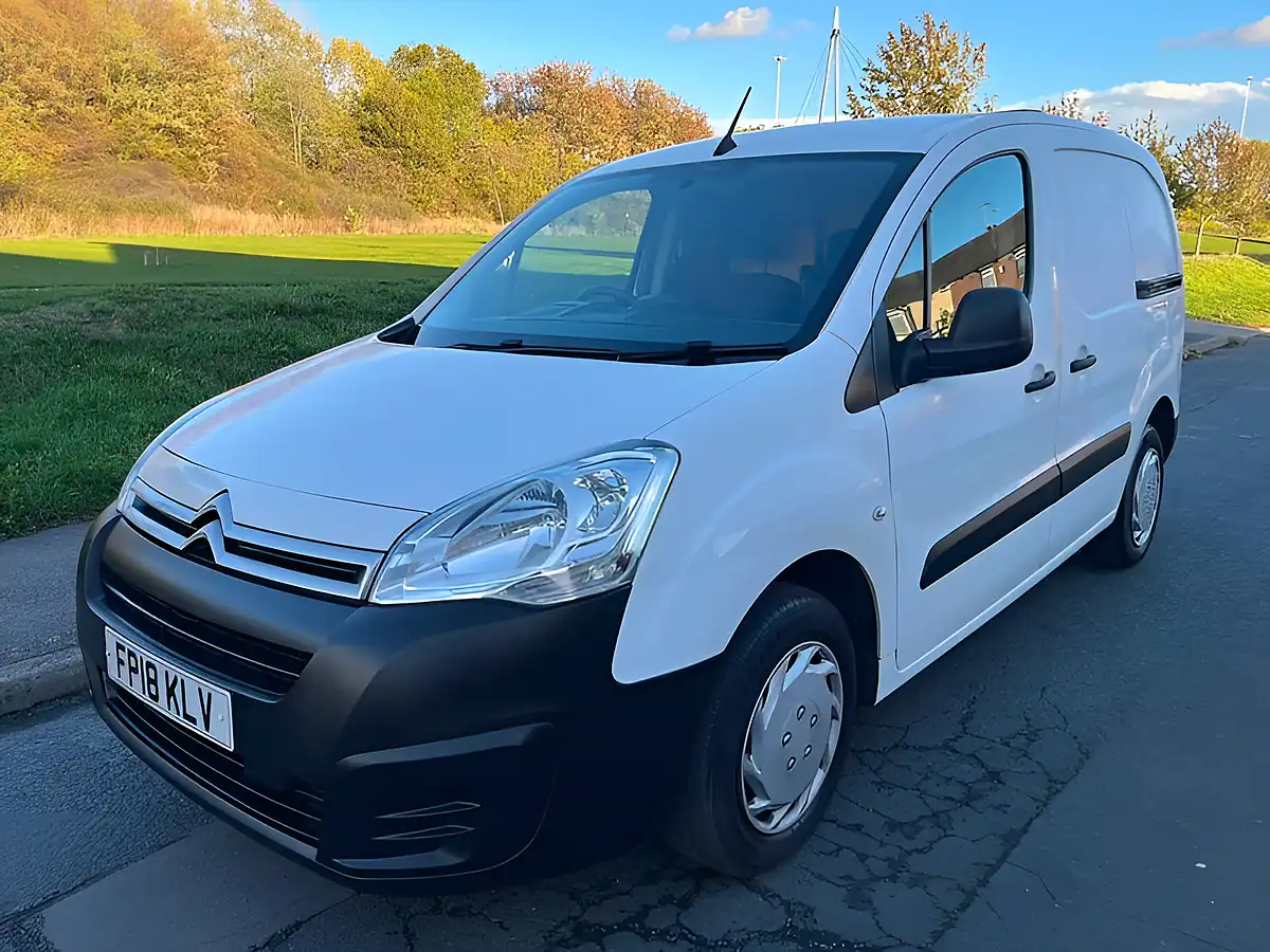 Used 2018 Citroen Berlingo Enterprise L1 White - Interior and Exterior details 5