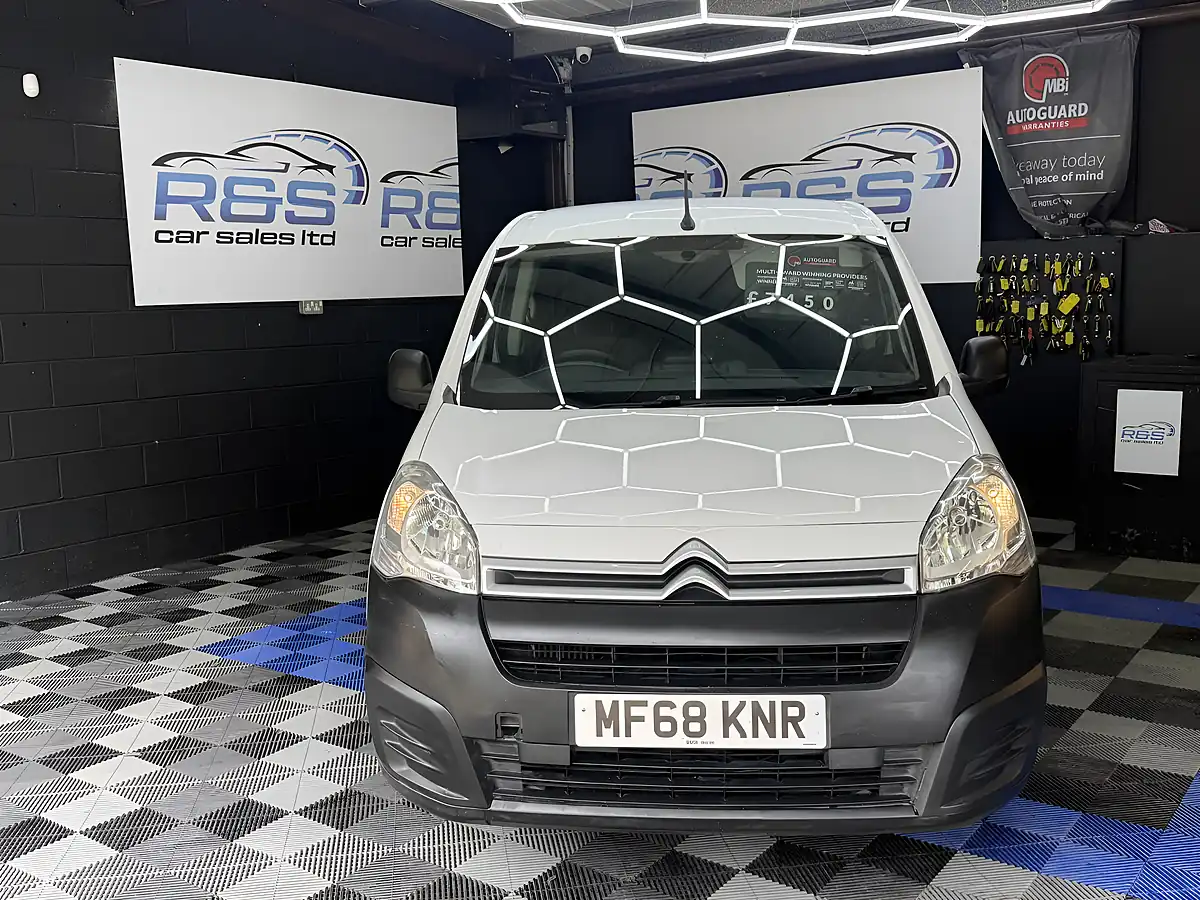 Used 2018 Citroen Berlingo Enterprise White - Interior and Exterior details 10