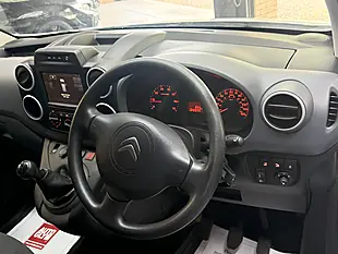 Used 2018 Citroen Berlingo Enterprise White - Interior and Exterior details 14
