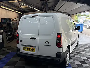 Used 2018 Citroen Berlingo Enterprise White - Interior and Exterior details 3