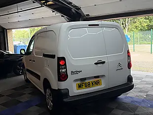 Used 2018 Citroen Berlingo Enterprise White - Interior and Exterior details 5
