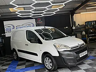 Used 2018 Citroen Berlingo Enterprise White - Interior and Exterior details 6