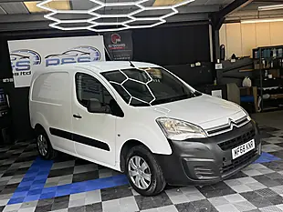 Used 2018 Citroen Berlingo Enterprise White - Interior and Exterior details 7