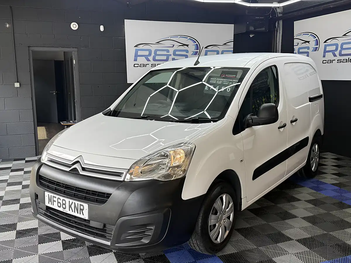 Used 2018 Citroen Berlingo Enterprise White - Interior and Exterior details 8