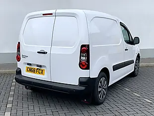 Used 2018 Citroen Berlingo Enterprise White - Interior and Exterior details 9