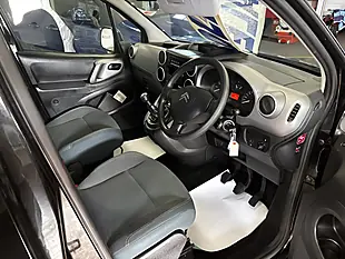 Used 2018 Citroen Berlingo Feel Black - Interior and Exterior details 10