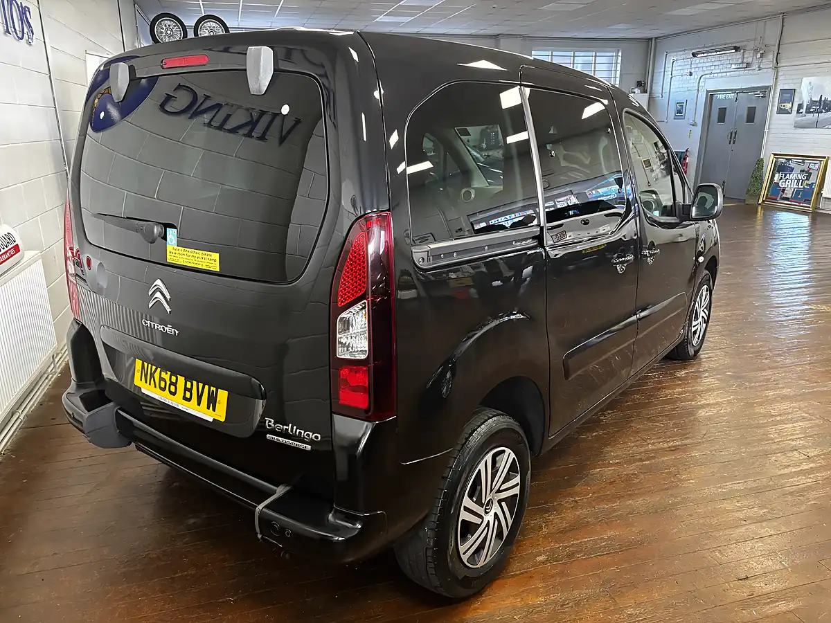 Used 2018 Citroen Berlingo Feel Black - Interior and Exterior details 3