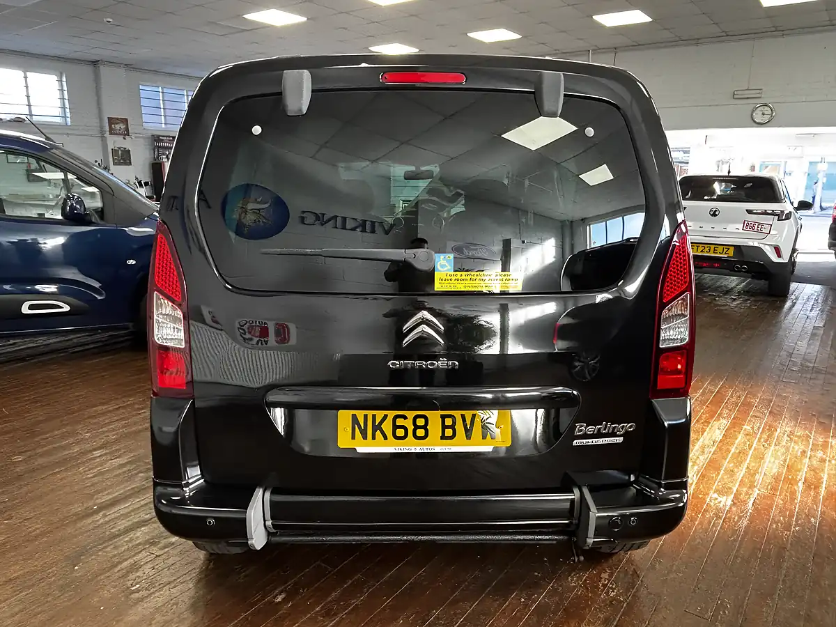 Used 2018 Citroen Berlingo Feel Black - Interior and Exterior details 9