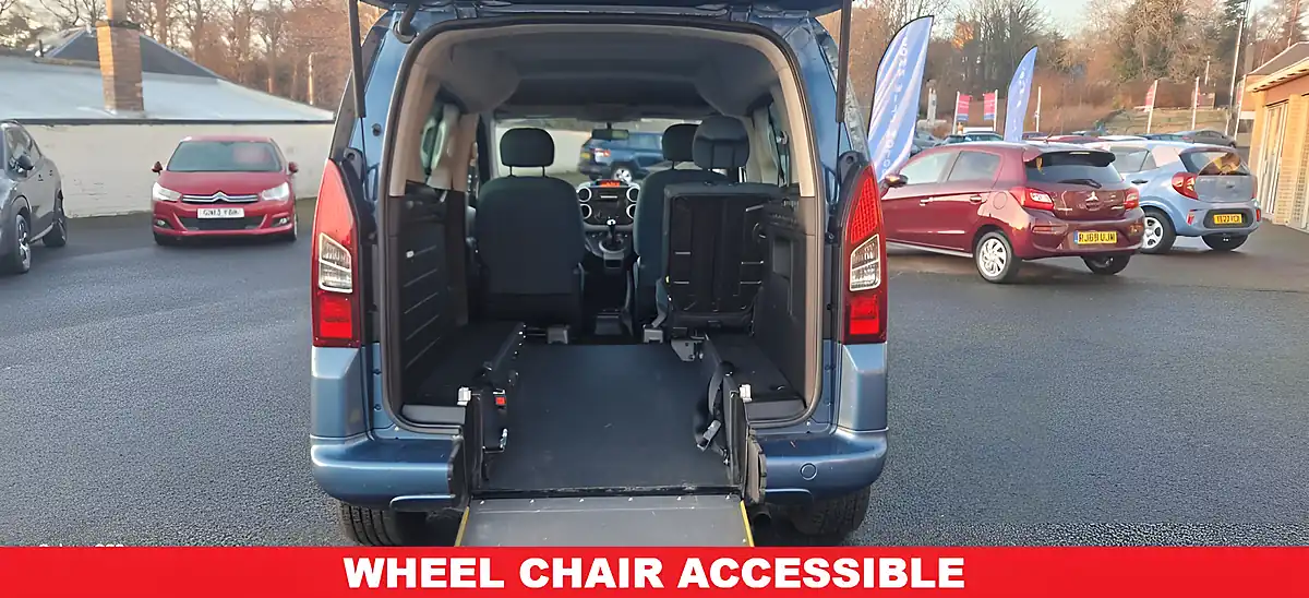 Used 2018 Citroen Berlingo Feel Multispace Blue - Interior and Exterior details 2