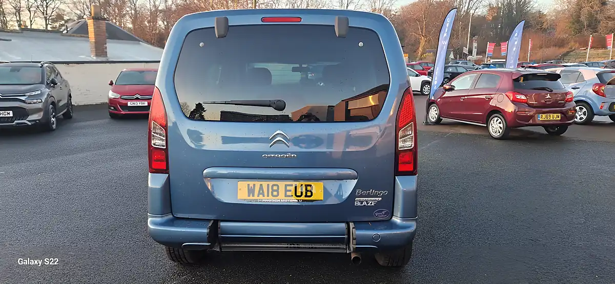 Used 2018 Citroen Berlingo Feel Multispace Blue - Interior and Exterior details 7