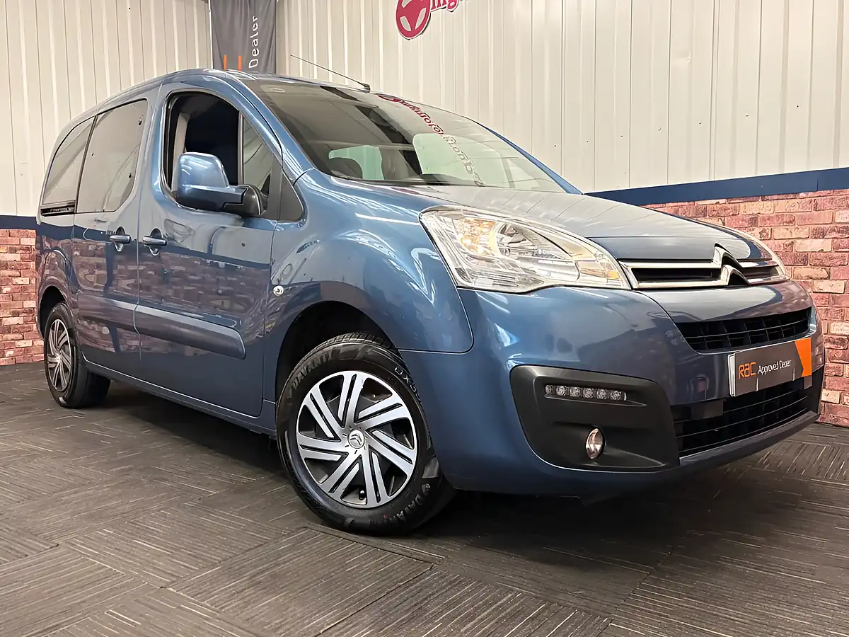 Used 2018 Citroen Berlingo Feel Multispace Blue - Interior and Exterior details 2