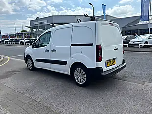 Used 2018 Citroen Berlingo White - Interior and Exterior details 5