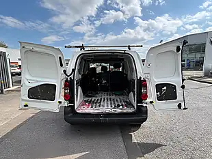 Used 2018 Citroen Berlingo White - Interior and Exterior details 8