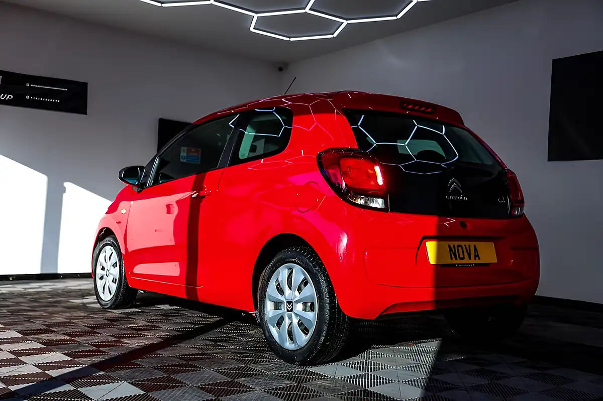 Used 2018 Citroen C1 Feel Red - Interior and Exterior details 11