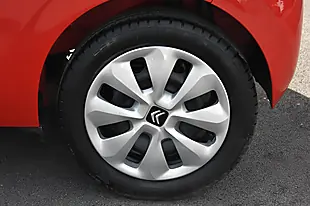 Used 2018 Citroen C1 Feel Scarlet Red - Interior and Exterior details 10