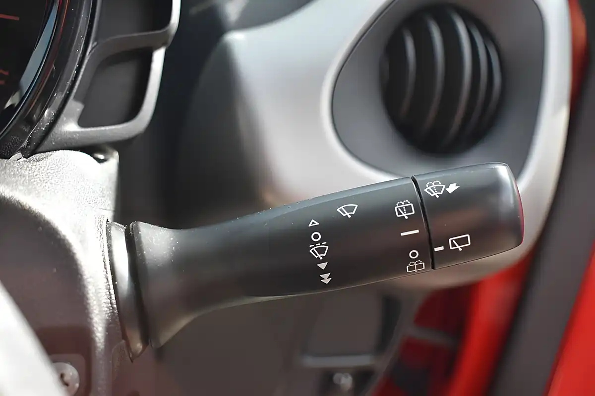 Used 2018 Citroen C1 Feel Scarlet Red - Interior and Exterior details 18
