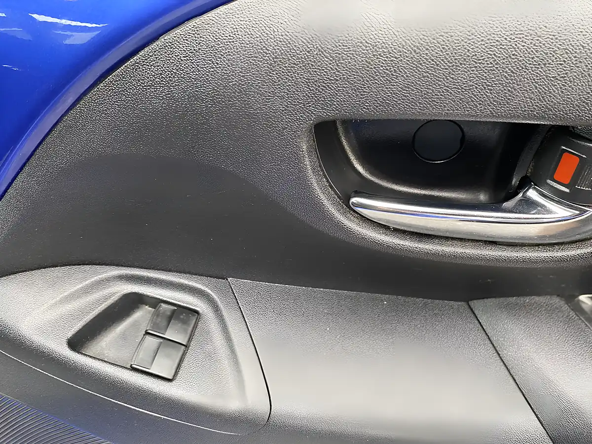 Used 2018 Citroen C1 Flair Blue - Interior and Exterior details 15