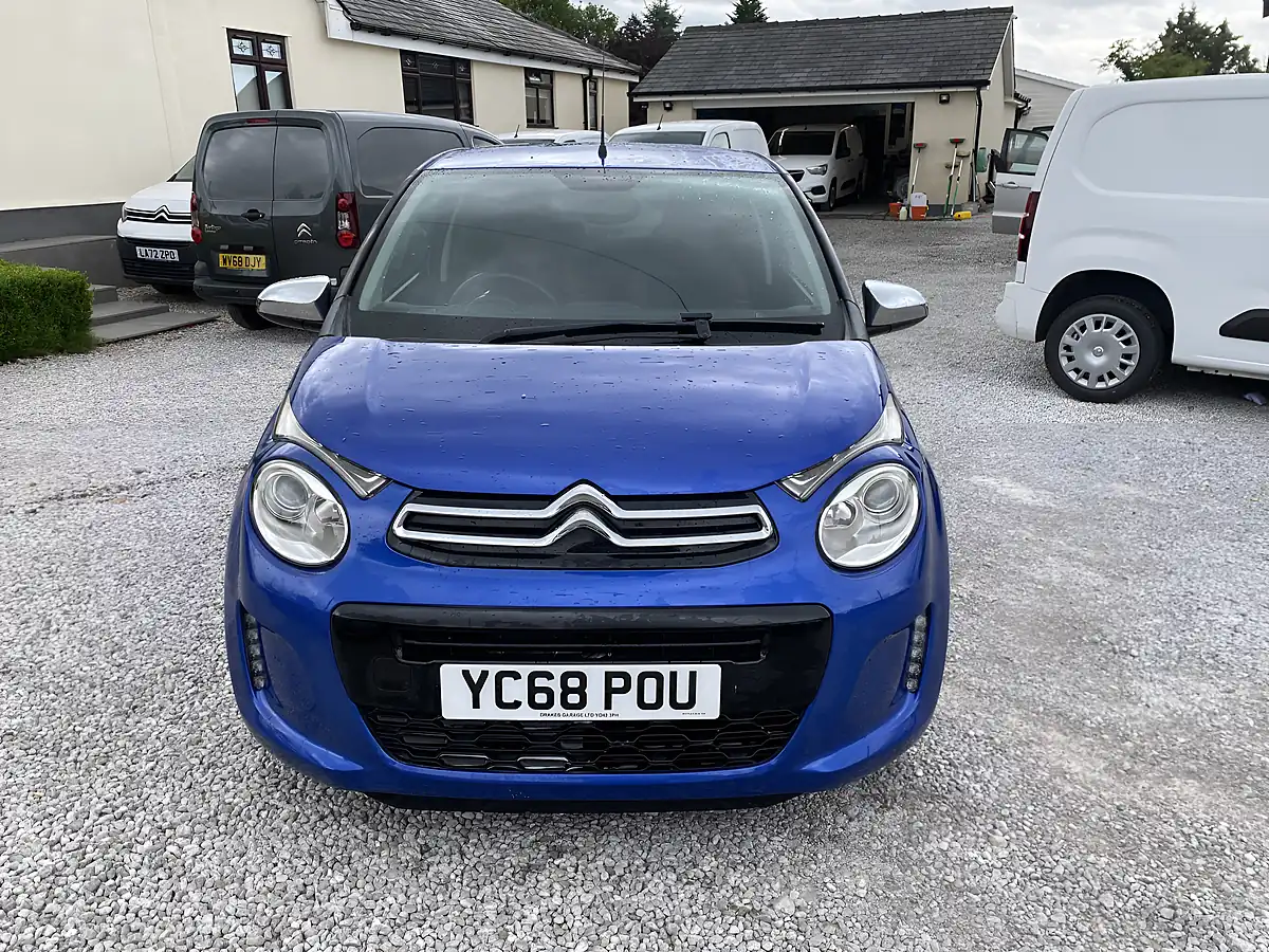Used 2018 Citroen C1 Flair Blue - Interior and Exterior details 4