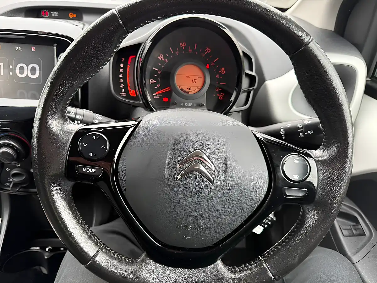 Used 2018 Citroen C1 Flair White - Interior and Exterior details 12