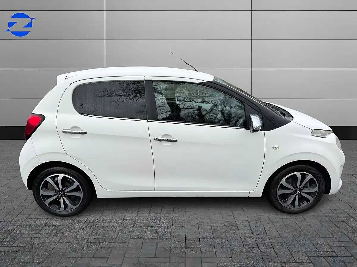 Used 2018 Citroen C1 Flair White - Interior and Exterior details 5