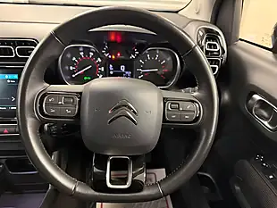 Used 2018 Citroen C3 Aircross Feel Blue - Interior and Exterior details 10
