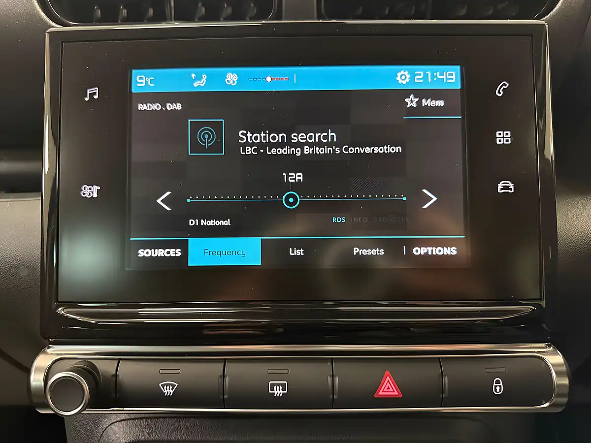 Used 2018 Citroen C3 Aircross Feel Blue - Interior and Exterior details 12