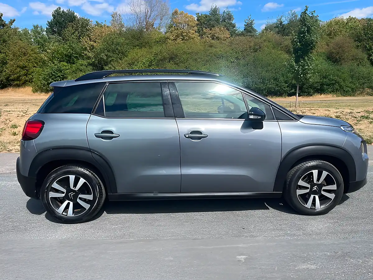 Used 2018 Citroen C3 Aircross Feel Grey - Front View
