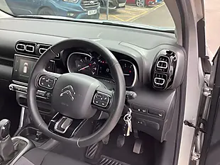 Used 2018 Citroen C3 Aircross Feel Silver - Interior and Exterior details 10