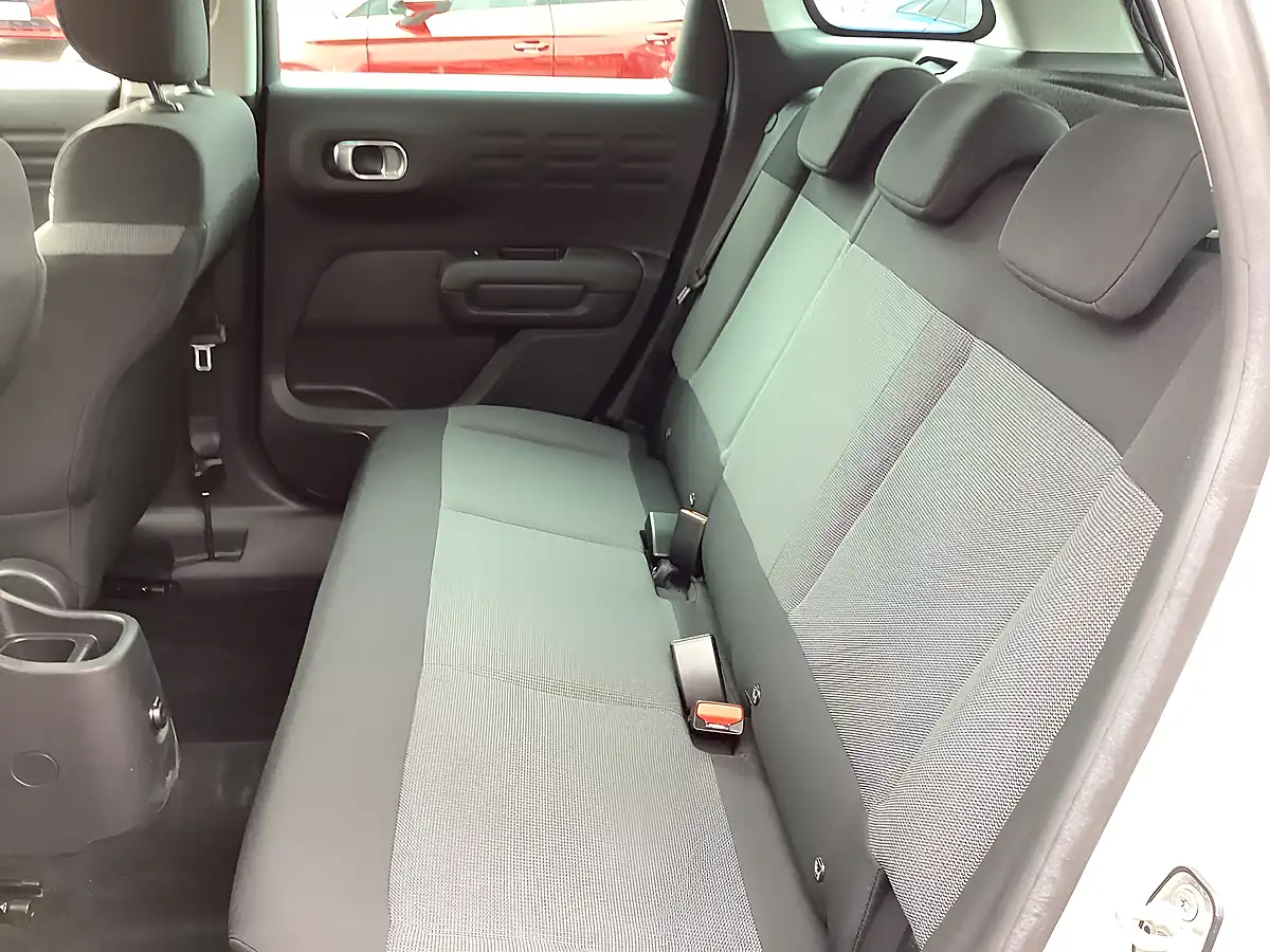 Used 2018 Citroen C3 Aircross Feel Silver - Interior and Exterior details 16