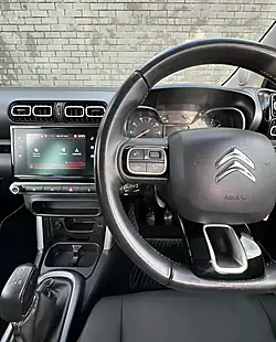 Used 2018 Citroen C3 Aircross Feel White - Interior and Exterior details 14