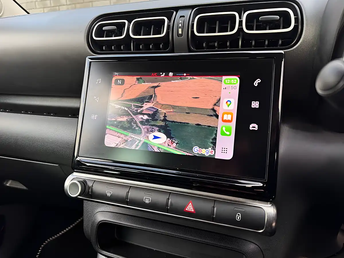 Used 2018 Citroen C3 Aircross Feel White - Interior and Exterior details 7