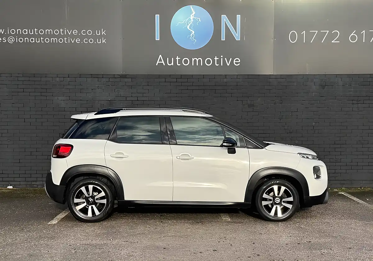 Used 2018 Citroen C3 Aircross Feel White - Interior and Exterior details 8