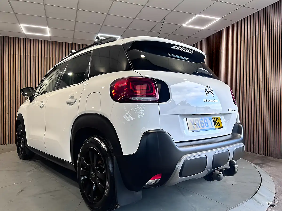 Used 2018 Citroen C3 Aircross Feel White - Interior and Exterior details 4
